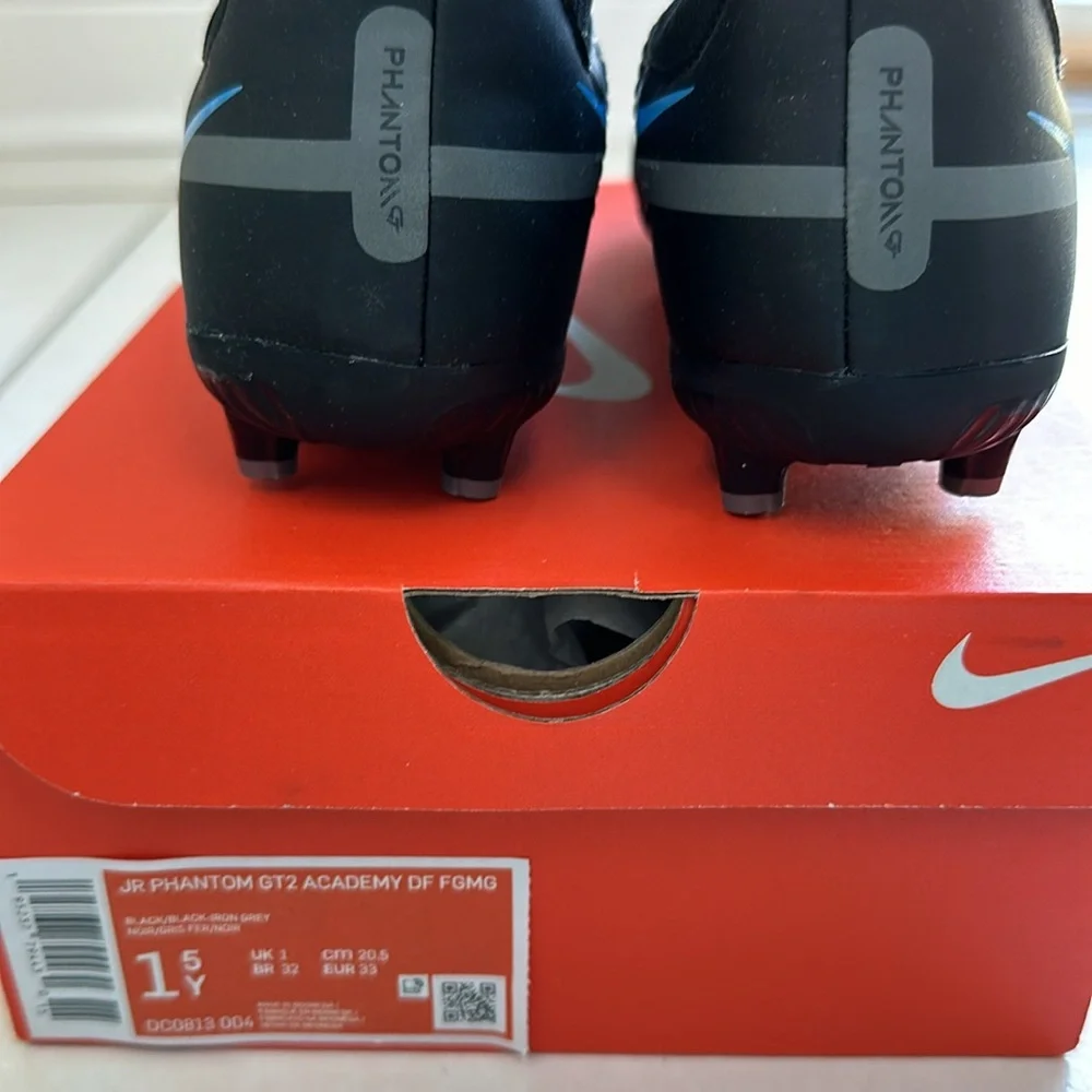 Nike JR Phantom GT2 Academy Cleats  1.5 year - Picture 8 of 9